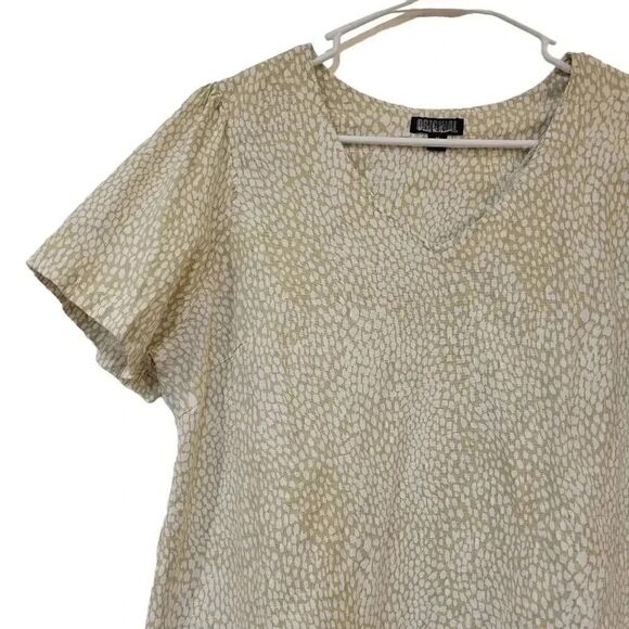 Nicole Miller Women's Green & White Floral Linen/Viscose V-Neck Short Sleeve Ple - Picture 3 of 14